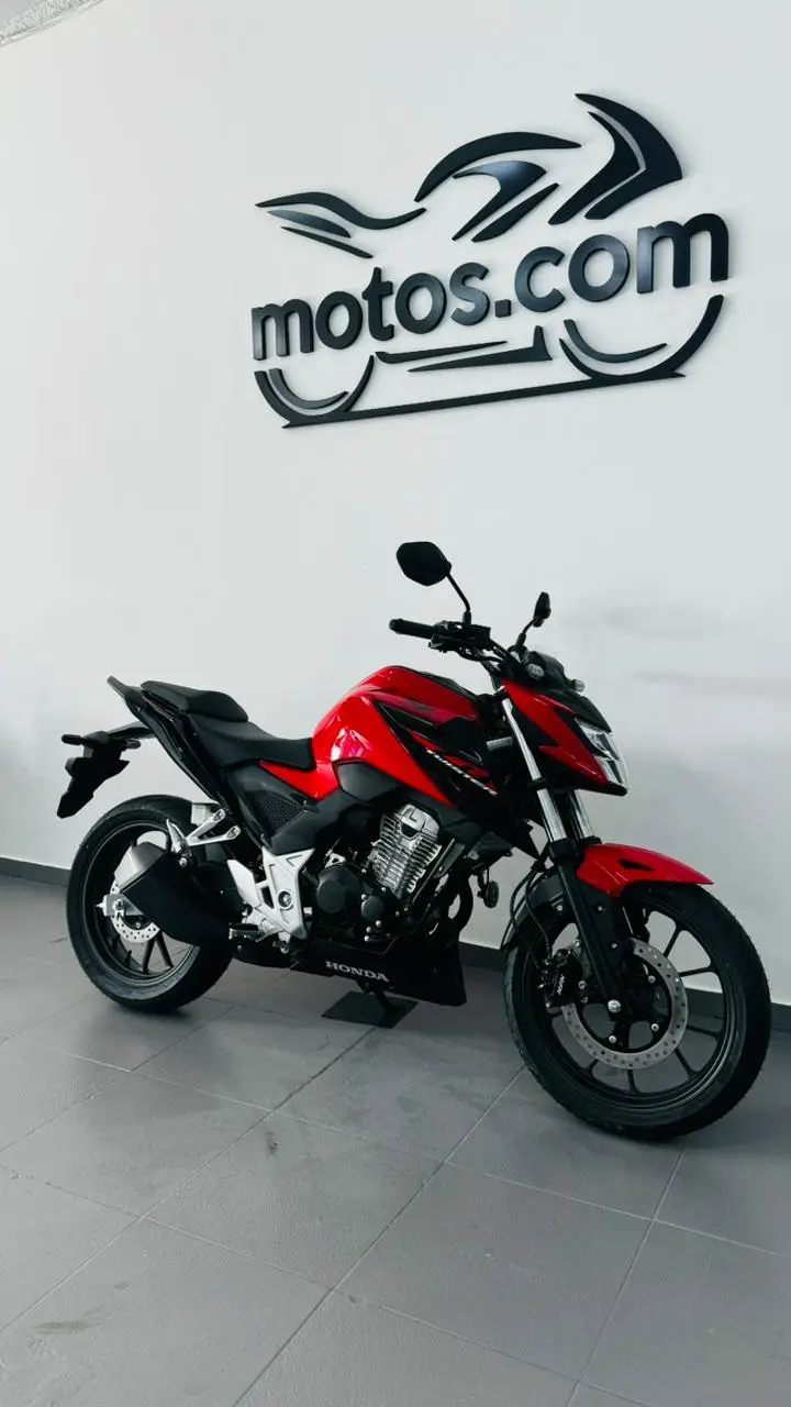 Honda CB 300F Twister (CBS)
