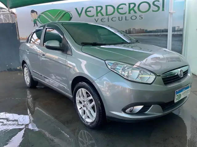 Carro Fiat Grand Siena 2014 Essence 1.6 16V (Flex)