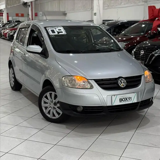 Carro Volkswagen Fox 2009 Trend 1.0 8V (Flex)