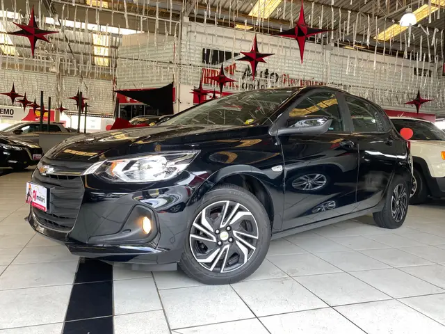 Carro Chevrolet Onix 2024 LT 1.0