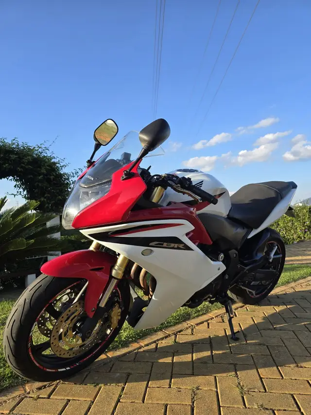 Moto Honda CBR 600 2013 F (Standard)