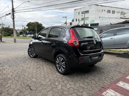 Palio Essence 1.6 16V (Flex)