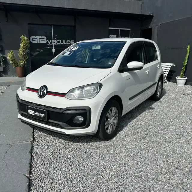 Carro Volkswagen Up! 2018 1.0 12v E-Flex move up!