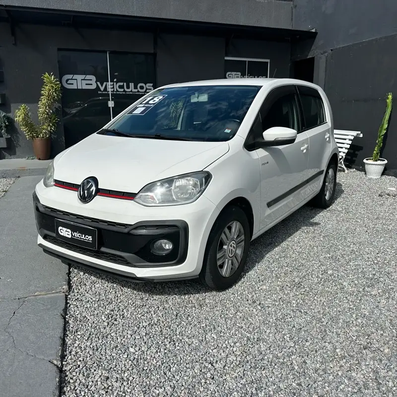 Volkswagen Up! 1.0 12v E-Flex move up!