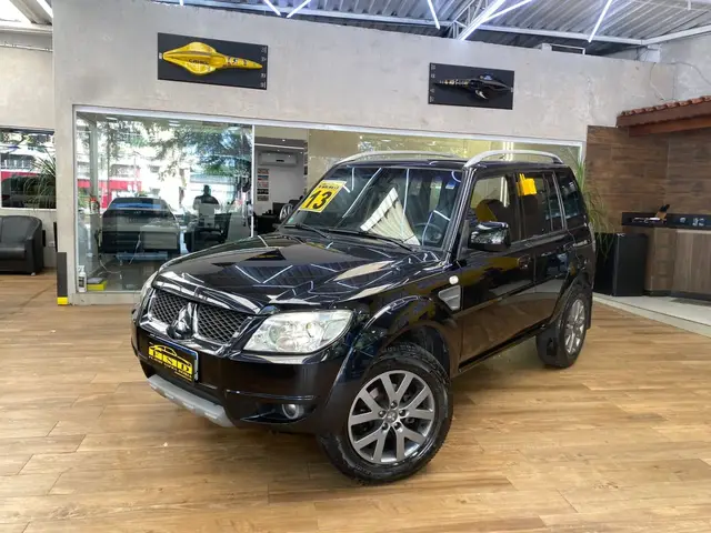 Carro Mitsubishi Pajero TR4 2013 2.0 16V 4x2 (Flex) (Aut)