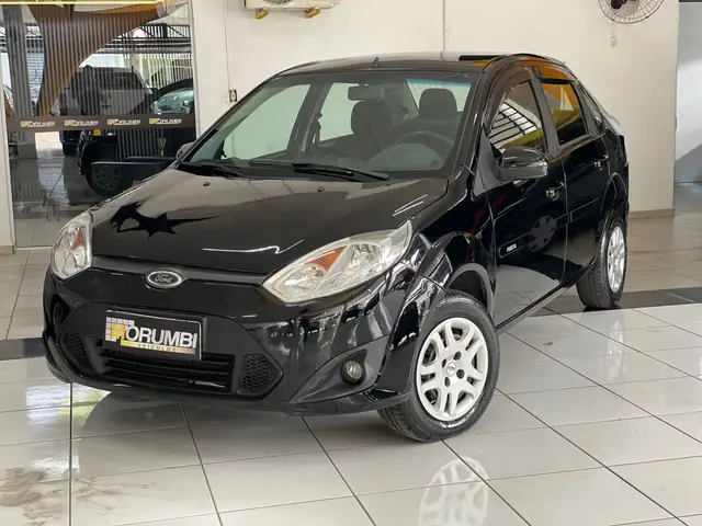 Carro Ford Fiesta Sedan 2014 SE 1.6 Rocam (Flex)