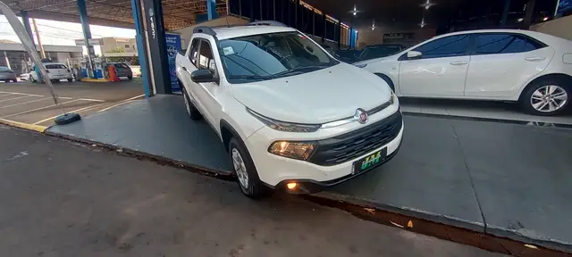 Carro Fiat Toro 2017 Freedom 1.8 AT6 4x2 (Flex)