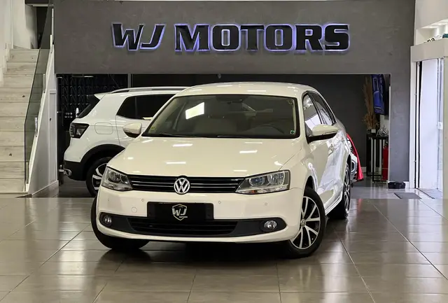 Carro Volkswagen Jetta 2013 2.0 Comfortline Tiptronic (Flex)
