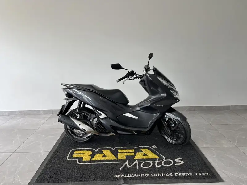 Honda PCX 150 DLX