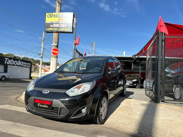 Carro Ford Fiesta Hatch 2013 SE Rocam 1.6 (Flex)