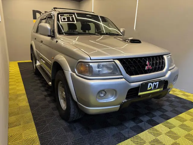 Carro Mitsubishi Pajero Sport 2001 SE 4x4 2.8