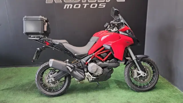 Carro Ducati Multistrada 2021 950 S