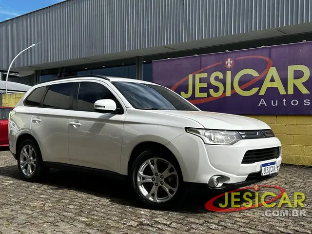 Carro Mitsubishi Outlander 2014 2.0 16V CVT