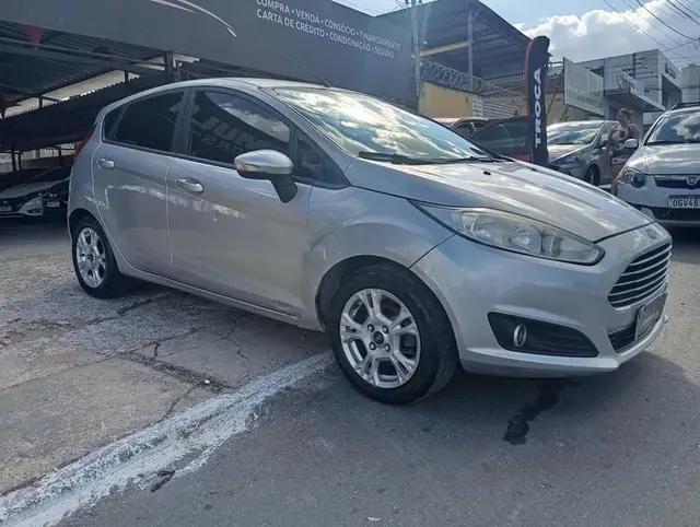 Carro Ford Fiesta Hatch 2014 1.6