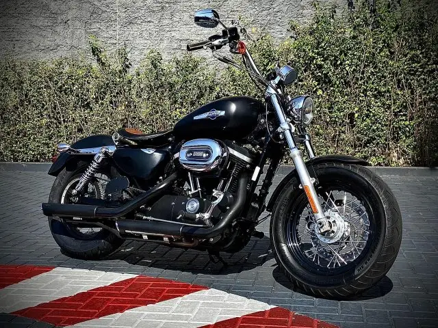 Carro Harley-Davidson Sportster 1200 2015 Custom