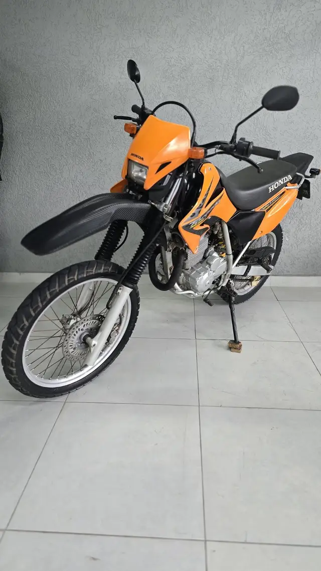 Carro Honda XR 250 2008 Tornado