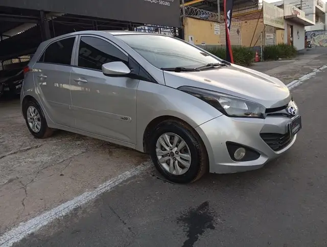 Carro Hyundai HB20 2014 1.0 Comfort (Flex)