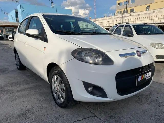 Carro Fiat Palio 2016 Attractive 1.4 Evo (Flex)