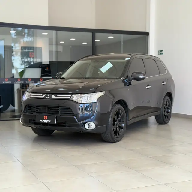 Carro Mitsubishi Outlander 2014 GT 4WD 3.0 V6 (Aut)