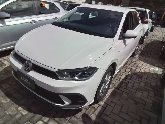 Carro Volkswagen Polo 2024 Track 1.0 Flex 12V 5p