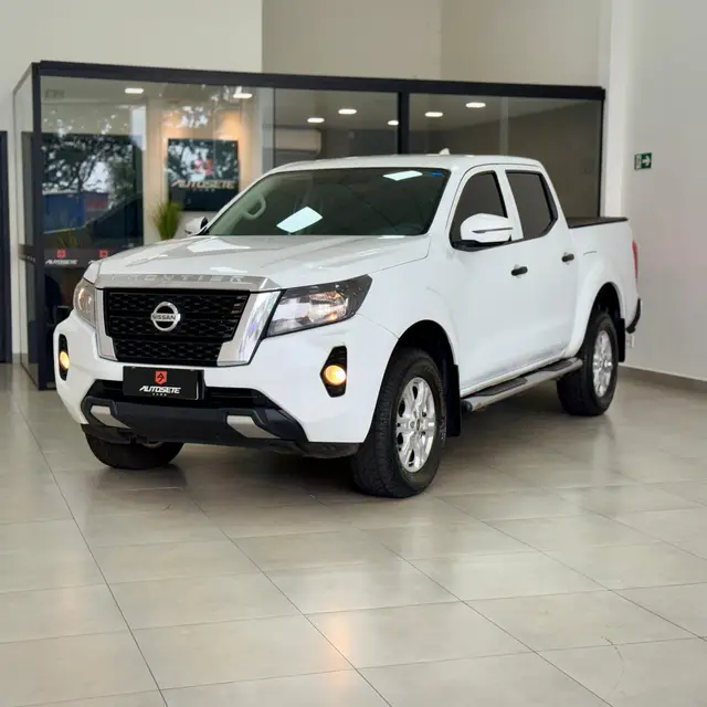 Carro Nissan Frontier 2023 SE CD 4x4 2.3 Bi-TB Diesel Aut.
