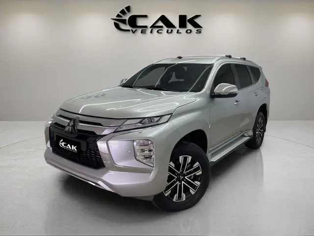 Carro Mitsubishi Pajero Sport 2024 HPE-S 2.4