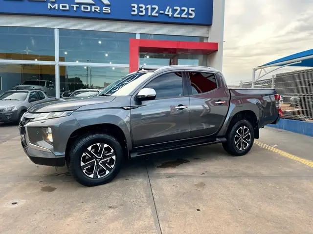 Carro Mitsubishi L200 Triton Sport 2024 HPE-S 2.4