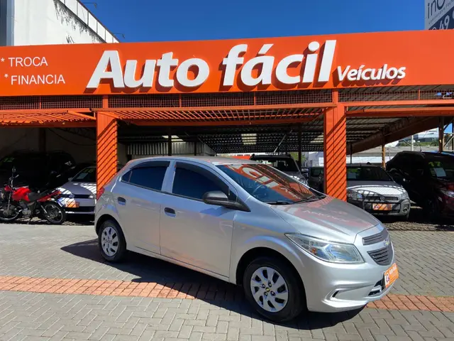Carro Chevrolet Onix 2013 1.0 LS SPE/4