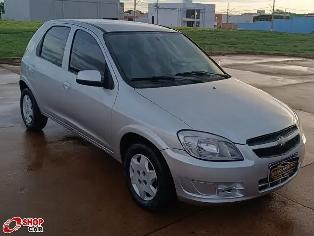 Carro Chevrolet Celta 2013 LS 1.0 (Flex) 4p