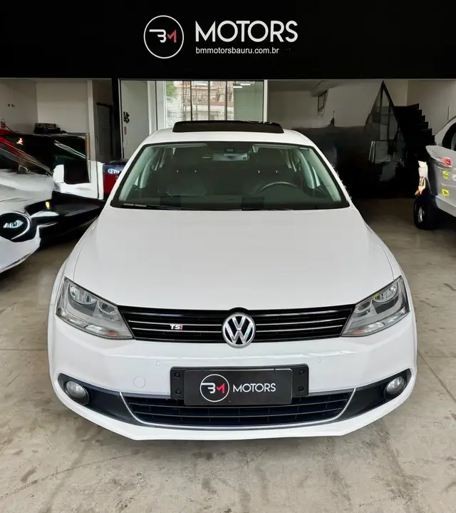 Carro Volkswagen Jetta 2013 2.0 TSI Highline DSG