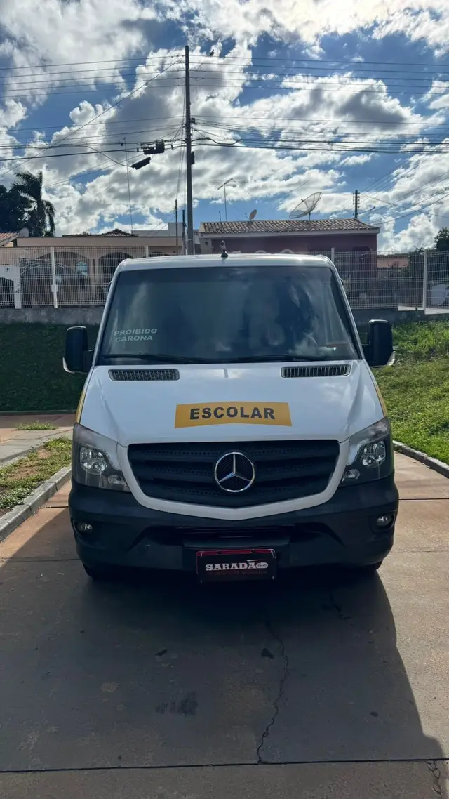Carro Mercedes-Benz Sprinter 2018 VAN 415 CDI  Teto Baixo 15+1 Standard