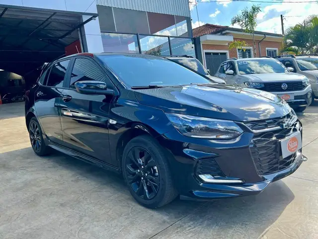 Carro Chevrolet Onix 2024 RS 1.0 Turbo (Aut.)