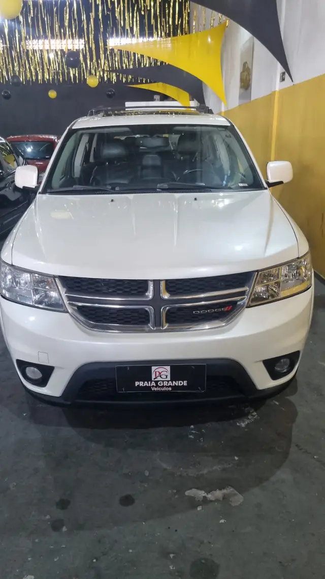 Carro Dodge Journey 2014 RT 3.6 V6