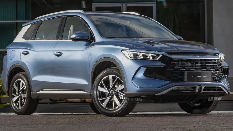 BYD fabricará carros no Brasil como Caoa Chery e isso só mudará no fim de 2026
