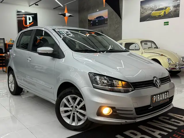 Carro Volkswagen Fox 2019 1.6 MSI Connect (Flex)