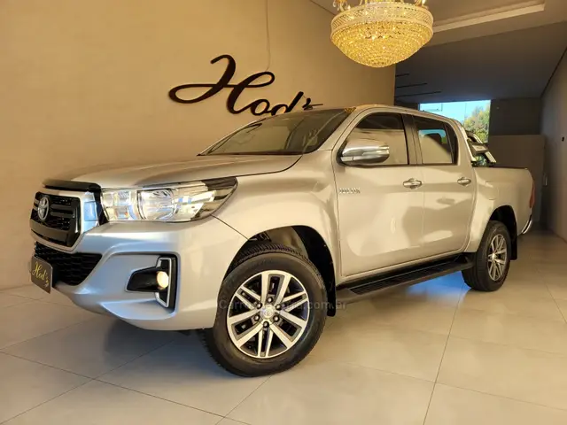 Carro Toyota Hilux Cabine Dupla 2019 Hilux 2.8 16v TDI SRV CD 4x4 (Aut)