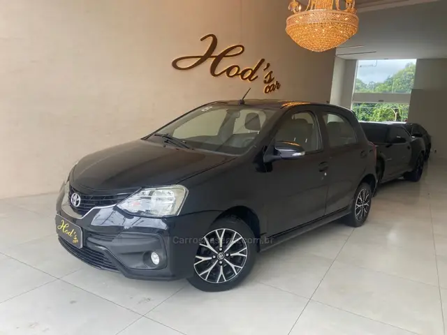 Carro Toyota Etios 2018 Platinum 1.5 (Aut) (Flex)