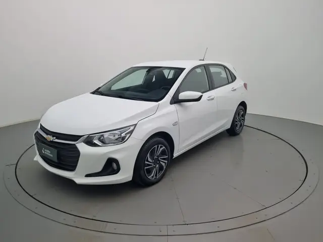 Carro Chevrolet Onix Plus 2024 LT 1.0