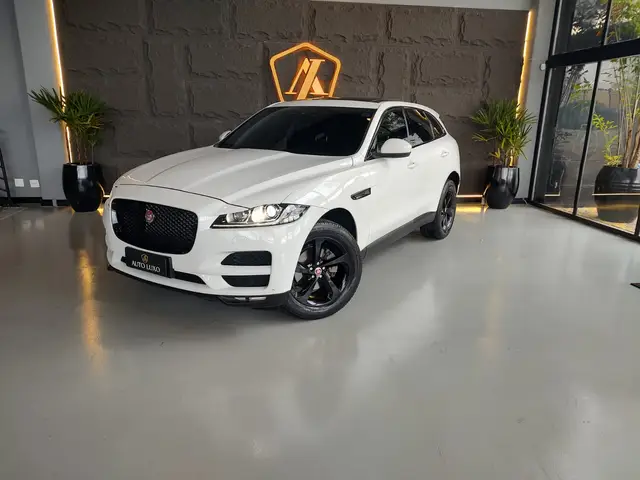 Carro Jaguar F-Pace 2017 2.0D Prestige 4WD