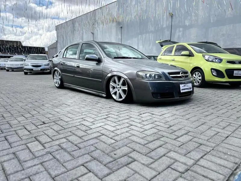 Chevrolet Astra Hatch Advantage 2.0 (Flex)