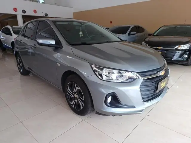 Carro Chevrolet Onix 2024 LT 1.0