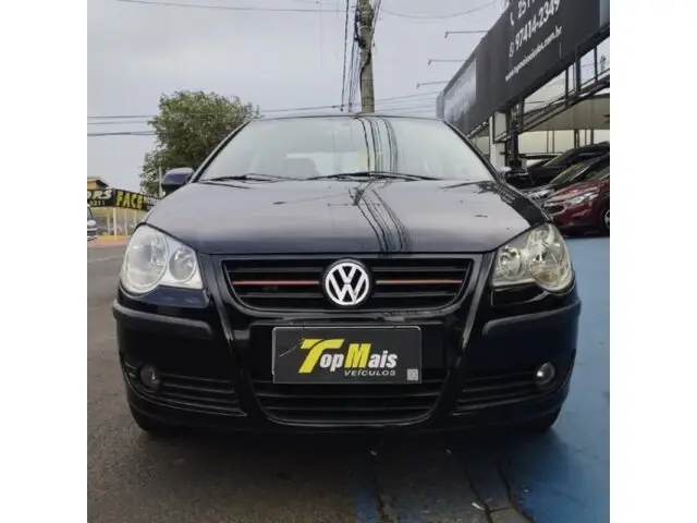 Carro Volkswagen Polo Sedan 2010 1.6 8V (Flex)