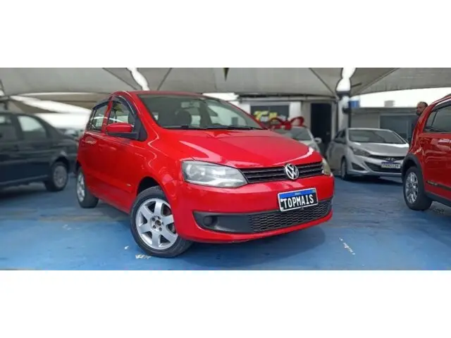 Carro Volkswagen Fox 2011 1.0 8V (Flex) 4p