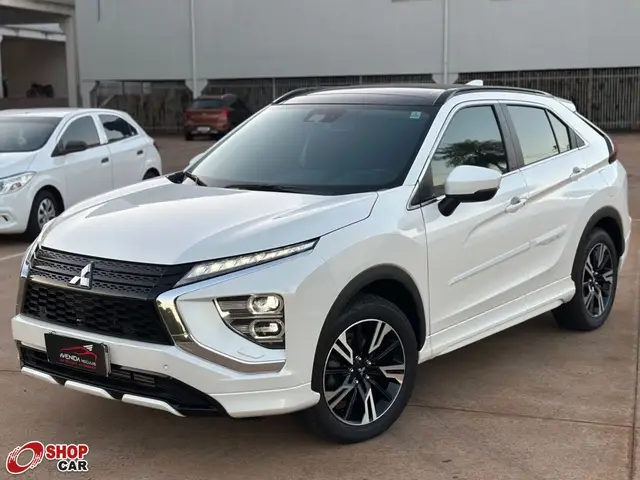 Carro Mitsubishi Eclipse Cross 2023 HPE-S Sport 1.5 16V Aut.