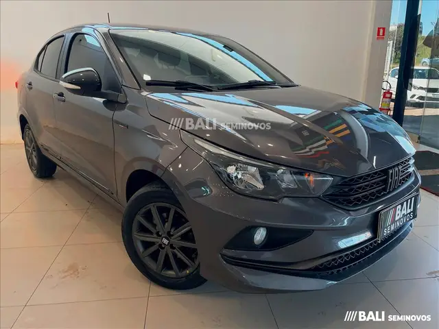 Carro Fiat Cronos 2023 Drive 1.3 (Flex) AT