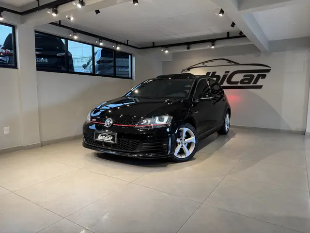 Carro Volkswagen Golf 2017 GTI 2.0 TSi DSG