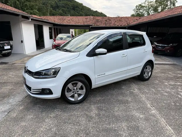 Carro Volkswagen Fox 2018 1.6 MSI Comfortline (Flex)