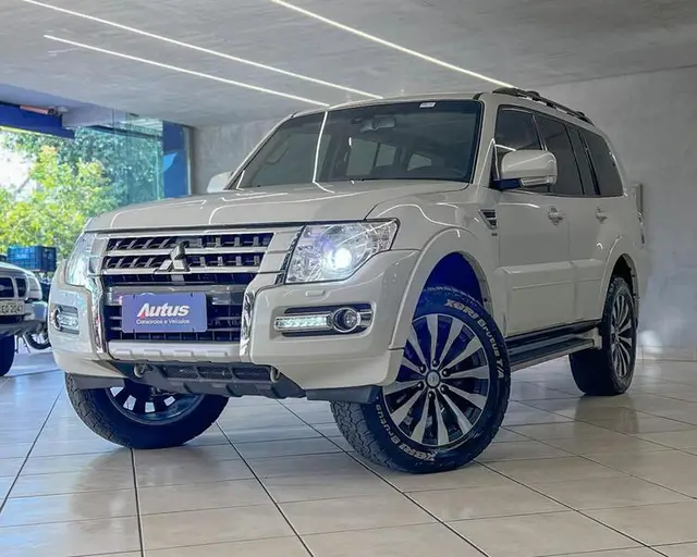 Carro Mitsubishi Pajero Full 2019 3.8 V6 5D HPE 4WD