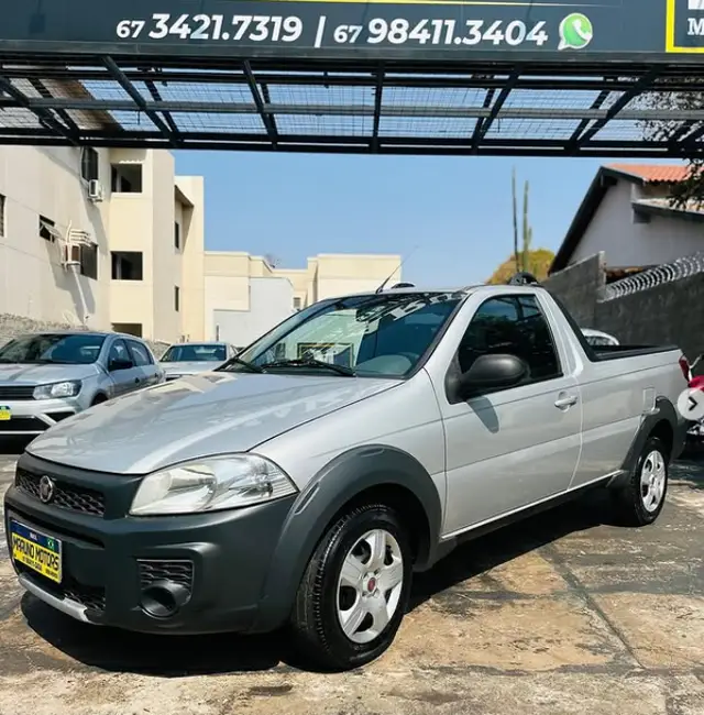 Carro Fiat Strada 2017 Working 1.4 (Flex)