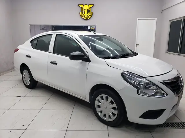 Carro Nissan Versa 2021 1.6 16V V-Drive (Flex)